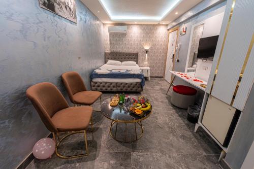 Stay Suite Hotel - image 6