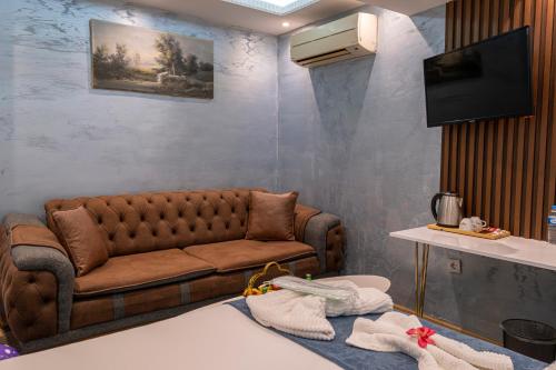 Stay Suite Hotel - image 10