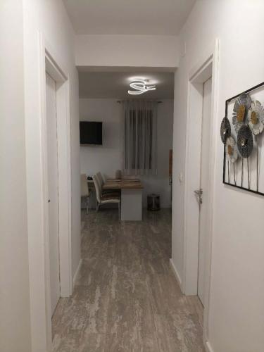 Tatjana Apartment in Donja Lastva