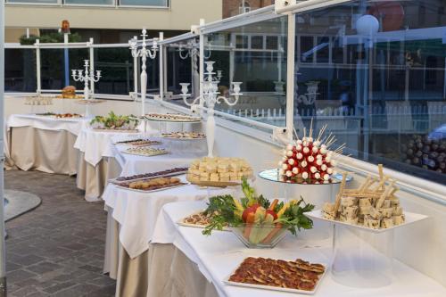 Hotel Abner's - image 2