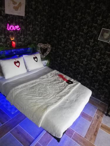 . Love room la Cabalove