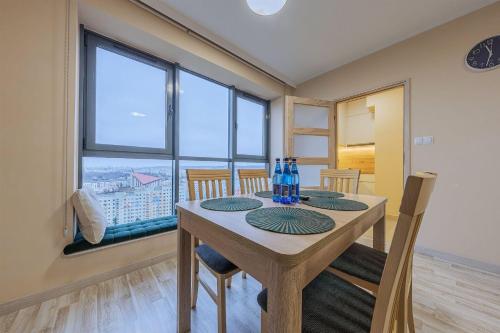 Happy Bay by OneApartments - image 5
