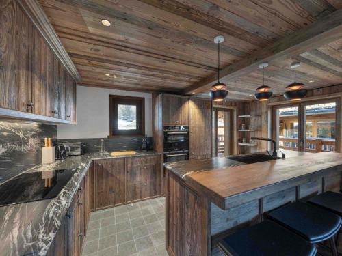 Chalet a Meribel Raffort - 10 pers, Animaux admis, Parking - FR-1-566-82 in Le Raffort