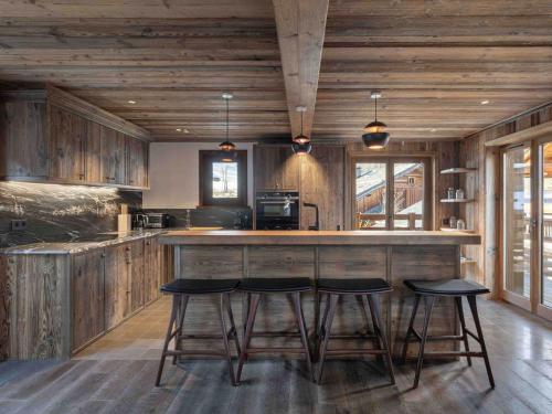 Chalet a Meribel Raffort - 10 pers, Animaux admis, Parking - FR-1-566-82 in Le Raffort