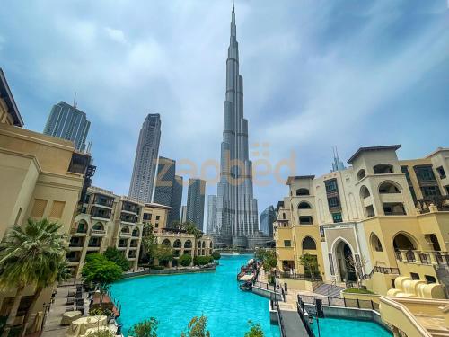 Luxury 2BR at Boulevard Point | Walk to Dubai Mall - image 3
