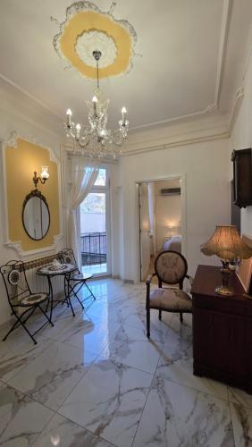 Vracar Luxury Apartment - image 3