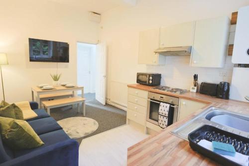 Lovely Two bedroom flat in St Michael's Hill