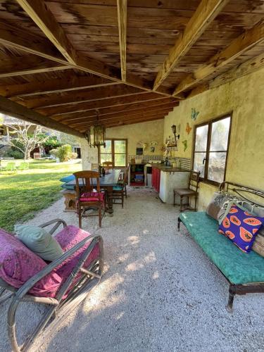 L'Ancienne Taverne Chambres d'hôtes et Gîtes (L'Ancienne Taverne Chambres d'hotes et Gites) in 蘇斯皮耶爾