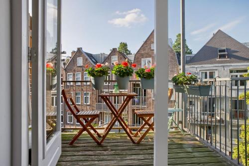 Charming Apartment in City Centre - image 11