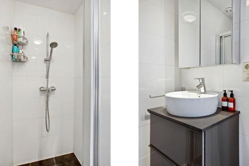 Charming Apartment in City Centre - image 2