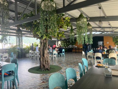 Restaurant, Hotel Doral Inn in Ibague