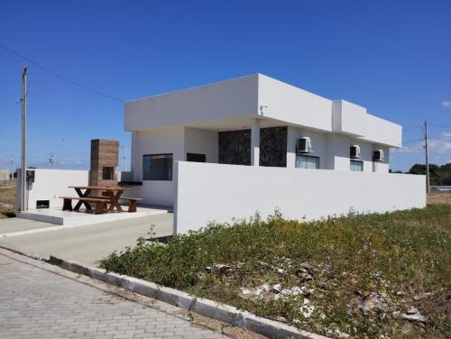 Linda casa em condomínio fechado (Linda casa em condominio fechado) in Pontal Do Peba