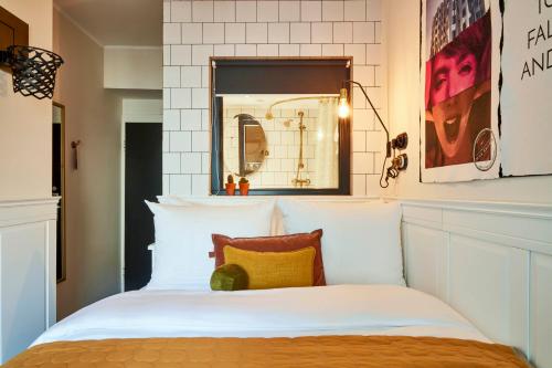 1 twin bed