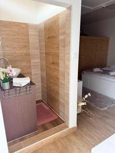 Bathroom, MaBy Wellness Apartment in Hegyeshalom