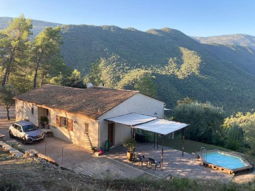 Nature House in Revest-les-Roches