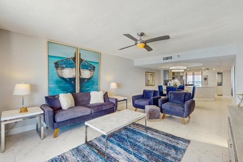 Crescent Beach Club I 12D in Clearwater Beach, USA