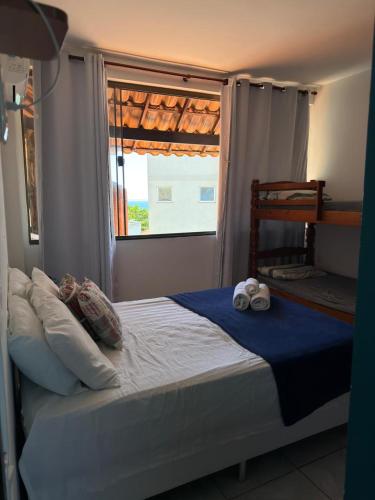 1 double bed, 1 bunk bed