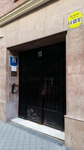 Hostal Angelines - Tap to explore photos