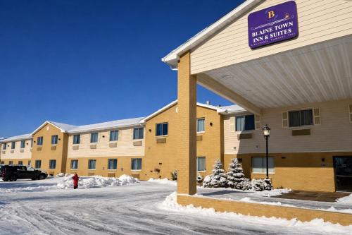 Coratel Inn & Suites Blaine - image 18