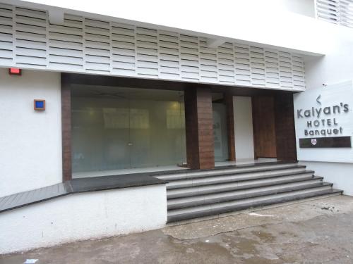 Hotel Kalyan's - Mansingh Inn in Jamkhambhaliya