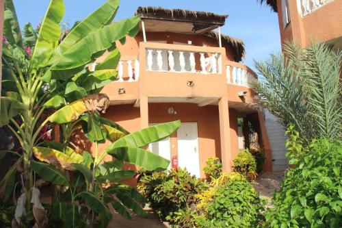 Išorė, Djembé B&B (Djembe B&B) in Mbouras