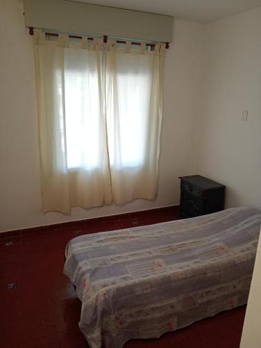Casa céntrica en villa Carlos Paz - image 3