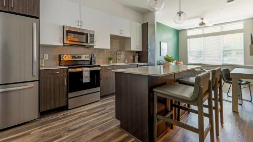 Facilities, Landing Modern Studio Clubhouse Pool in Kirkwood