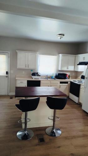 Kitchen, Pryor Street Room 3 Cozy Private Room Near Downtown Atlanta in Mechanicsville