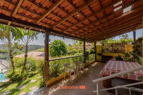 Casa em Igarata com Acesso ao Lago e Piscina in Igaratá