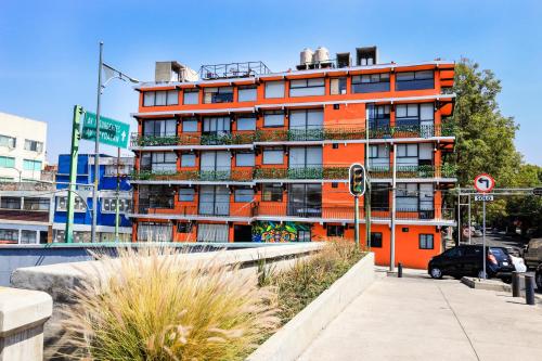 Pintu masuk, Colmena Hotel CDMX Suites Roma in Mexico City
