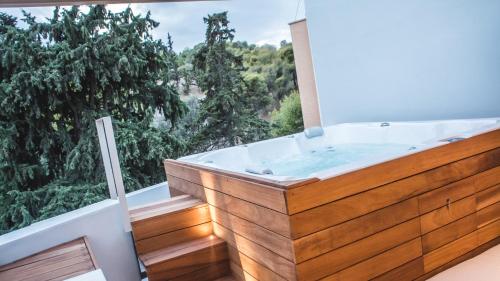 Acropolis Luxury Apartments - image 12