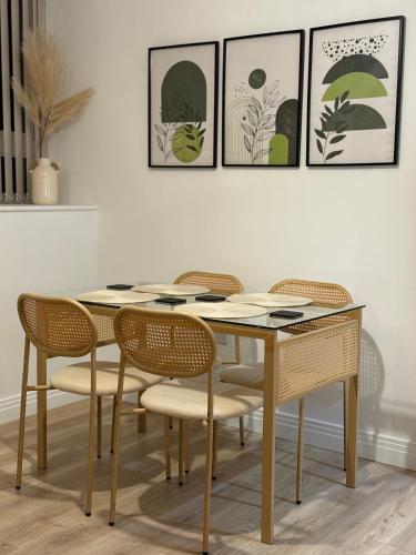 Modern Refurbished Apt in Stevenage Town Centre in ستيفيناج