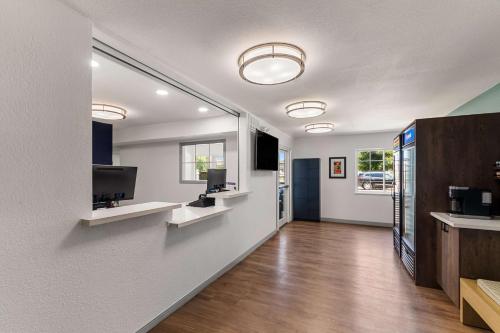 Sonesta Simply Suites Austin South in Austin, USA
