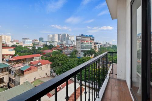 Camera twin, balcone