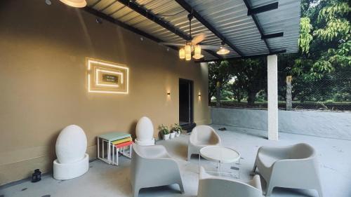 Iekārtas, Yasuragi Boutique Resort in Courtallam