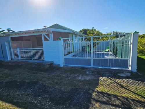 Maison cosy avec terrasse à Petit-Canal, 45 m² - Location saisonnière - Petit-Canal