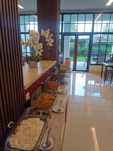 طعام و مشروبات, HILANI BOUTIQUE HOTEL in باندا أتشيه