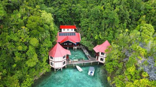 Exterior view of Enchanted Cove