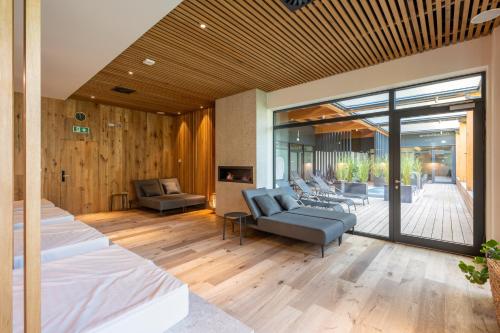 ヴィソケー・ミート Kapka resort 3つ星 ホテル ロビー