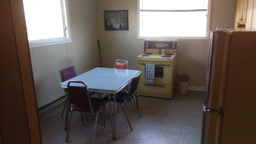 Konyha, Bay Lake Inn - Frontiersman Motel in Latchford (ON)