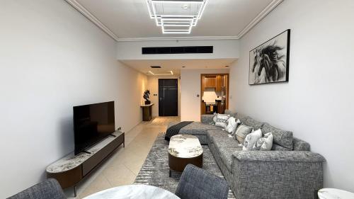 Trinity Holiday Homes - Sheikh Zayed Road Right Next to Financial Center Metro Station Exit 1, Dubai