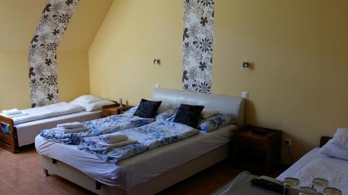 Bástya Hotel - image 5