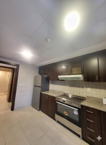Yogi - 2BR+Maid Burj Khalifa & Canal View - image 14