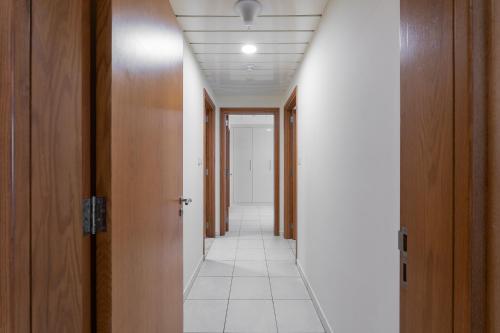 Trinity Holiday Homes - Sheikh Zayed Road Right Next to Financial Center Metro Station Exit 1 - image 12