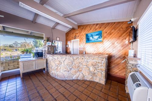 Town and Country Inn – Santa Maria, CA