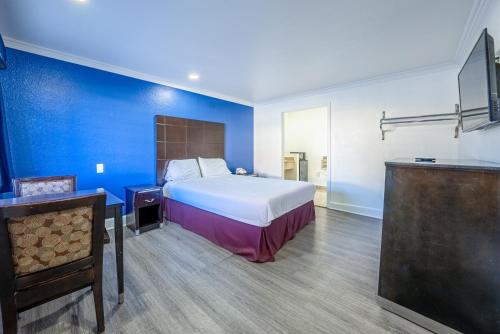 Town and Country Inn – Santa Maria, CA
