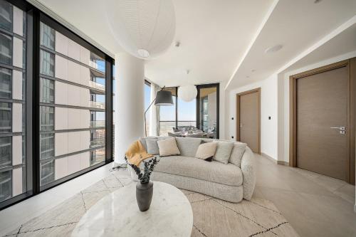 VayK - Stylish 2BR & Maids Apartment in Sobha Hartland - image 12