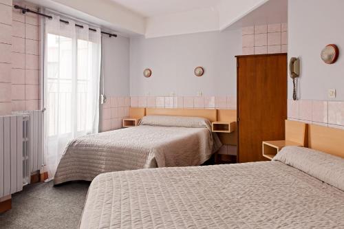 Hôtel de la Comète (Hotel de la Comete) in 19th - Buttes-Chaumont