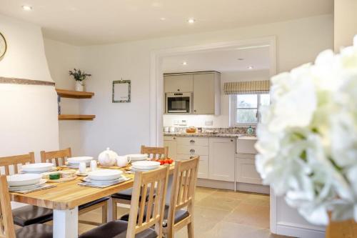 Iekārtas, 3 Bed in Cundall oc-l34088 in Brafferton
