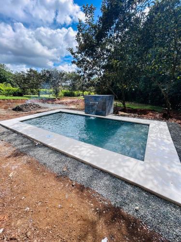 Басейн, Finca Chavela in Guadalupe